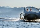 ‘Flying’ water-taxi cruises through Paris