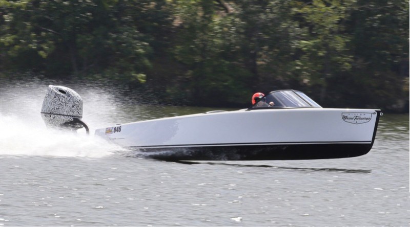 Electric boat speed record being set by Vision Marine Technology Bruce 22 boat