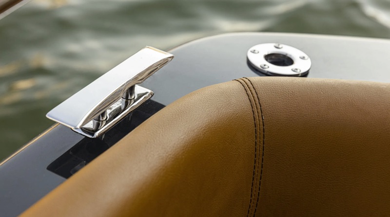 Magonis Wave e-550 seat and cleat detail