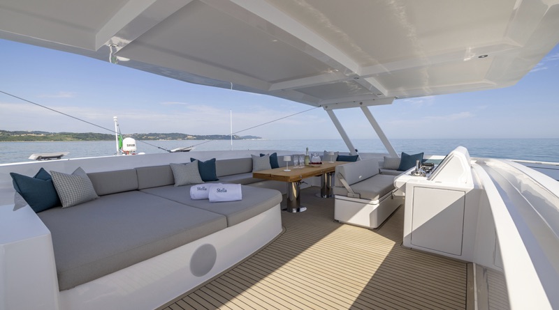 Silent-Yachts 62 3-Deck open format