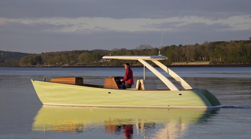 electric boat Zogo designed in 2010